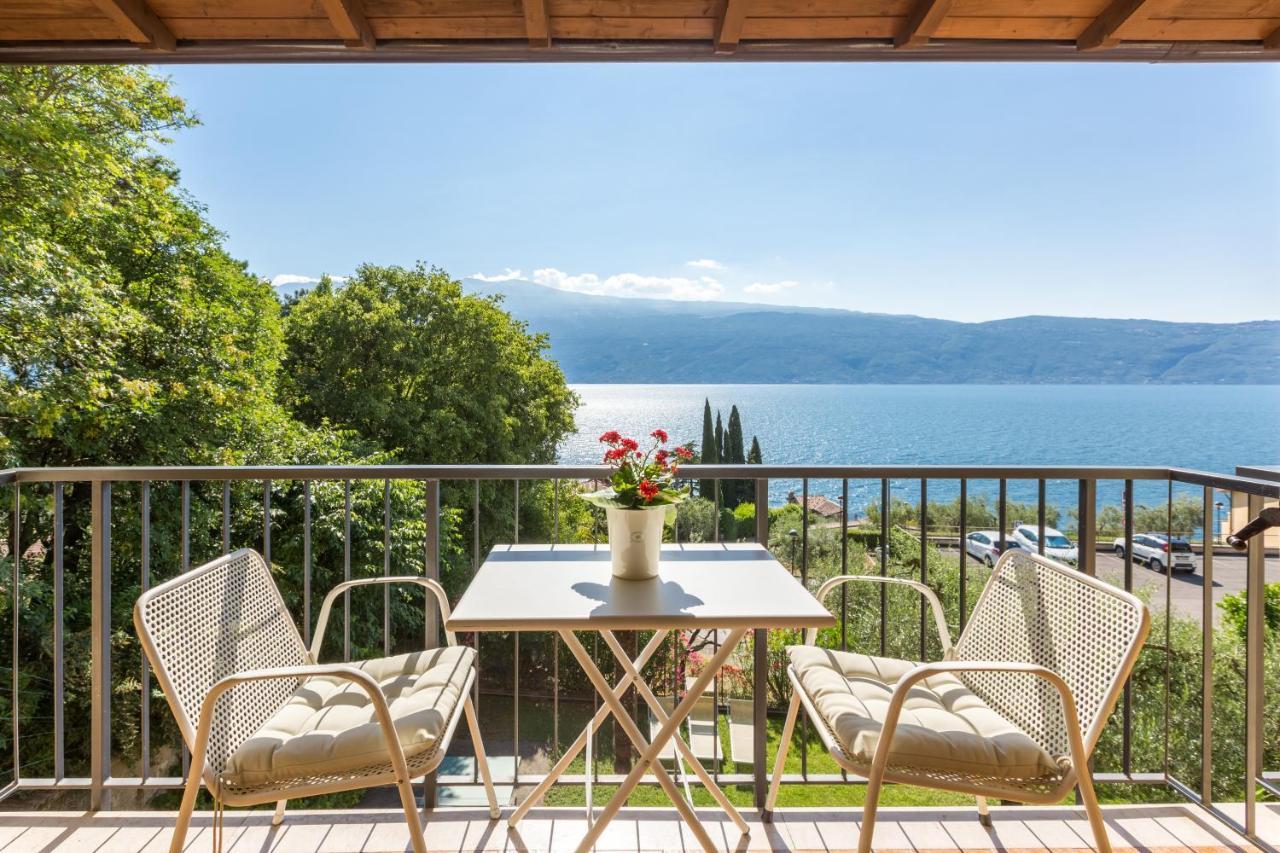 Hotel Meandro - Lake View Gargnano Luaran gambar