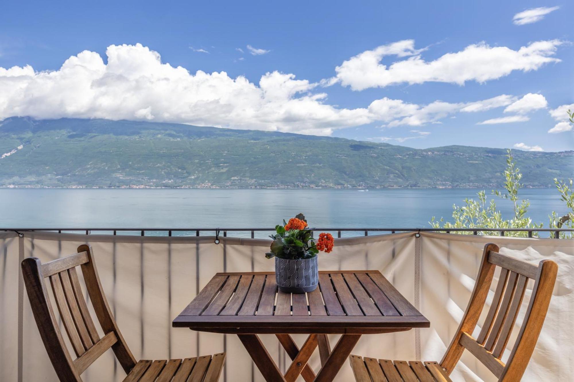 Hotel Meandro - Lake View Gargnano Bilik gambar